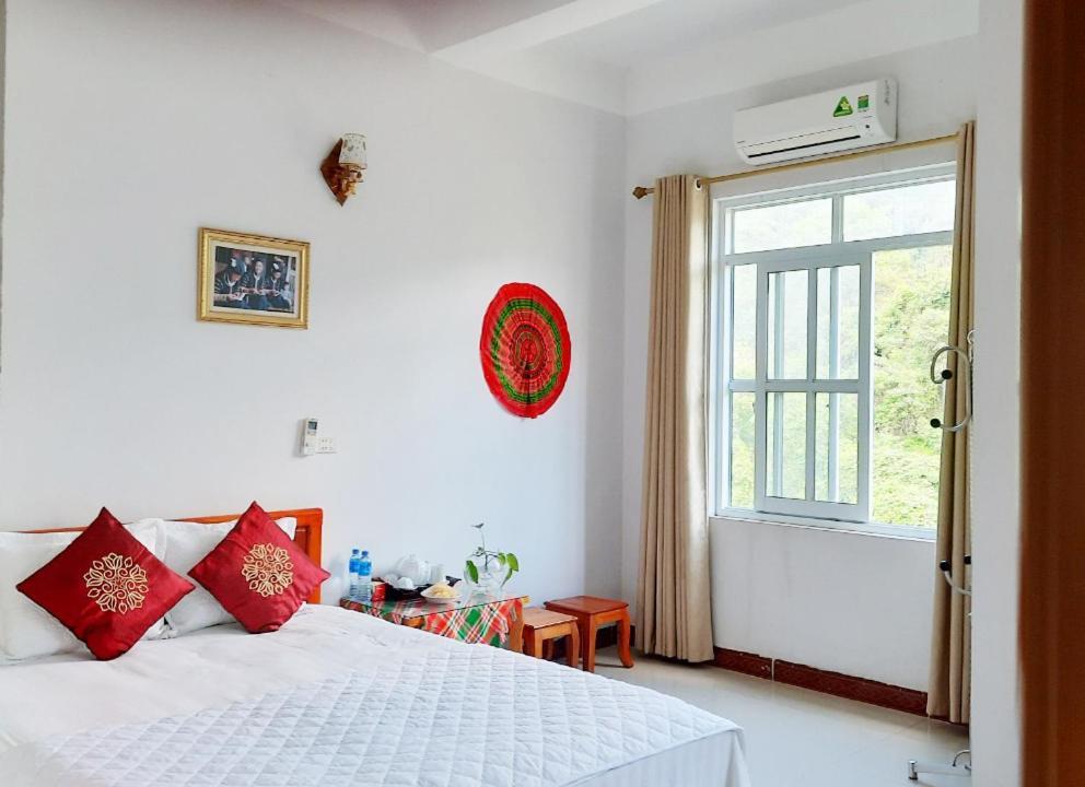 Viet Hoang Hotel Bao Lac Екстериор снимка
