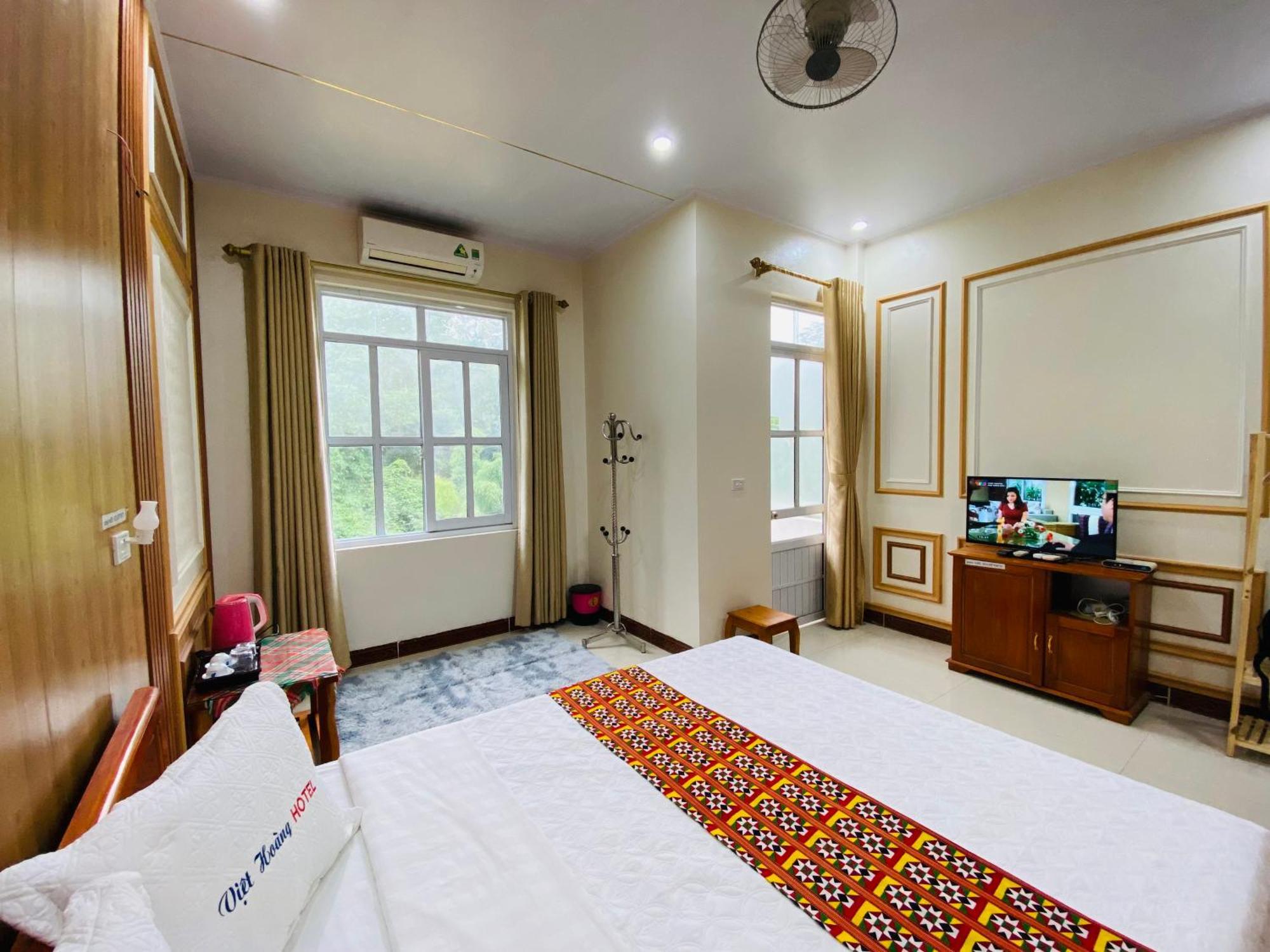 Viet Hoang Hotel Bao Lac Екстериор снимка